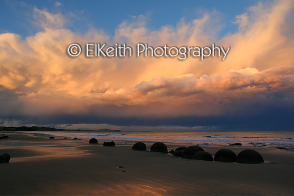 Moeraki Boulders Sunset