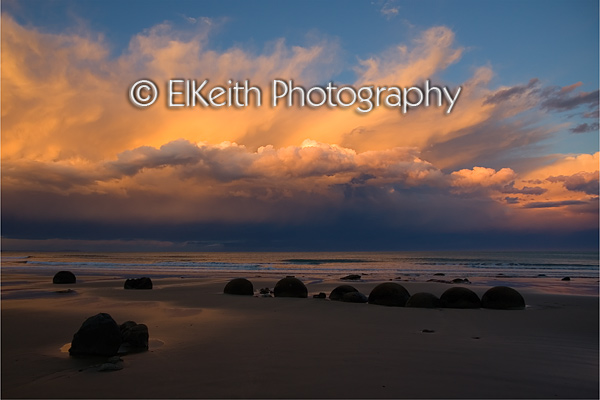 Moeraki Boulders Sunset
